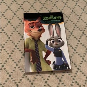 Zootopia junior book